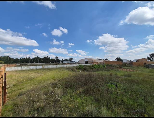 4,050M² VACANT LAND FOR SALE IN VAALPARK